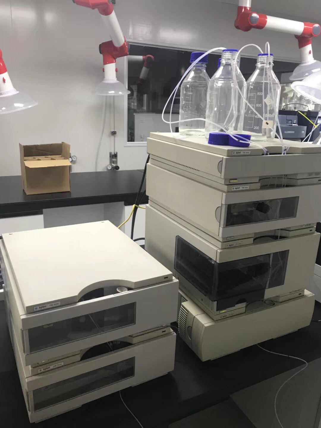 汕頭某檢測公司購買我司二手安捷倫1100液相色譜儀