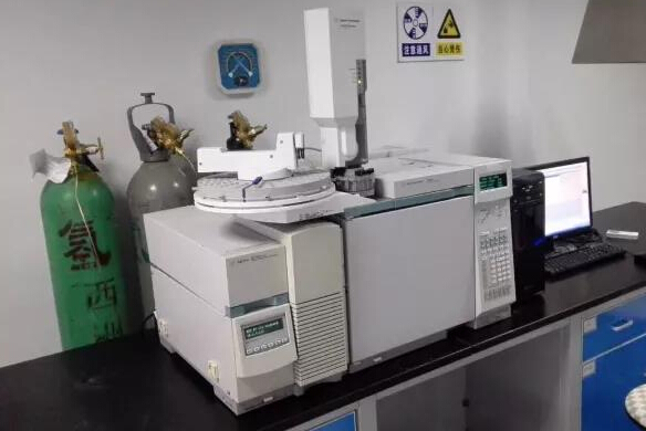 東莞某大型環(huán)境檢測公司購買我司的二手安捷倫GCMS 6890N-5973N和檢測器