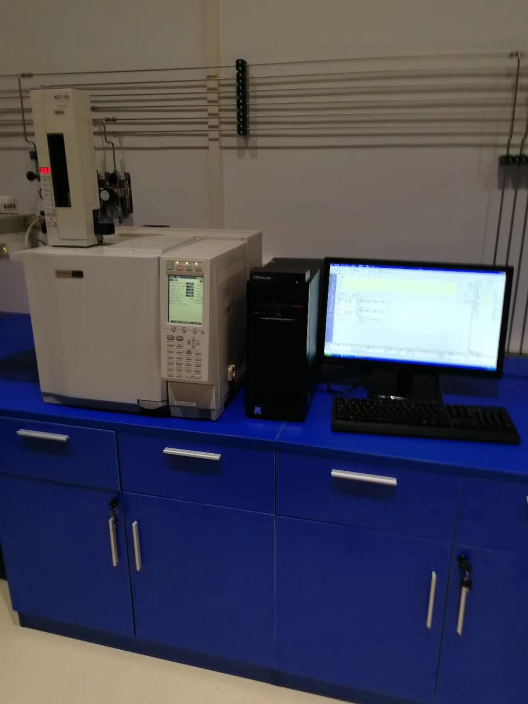 中山某大型化工實(shí)驗(yàn)室購(gòu)買我司氣質(zhì)聯(lián)用