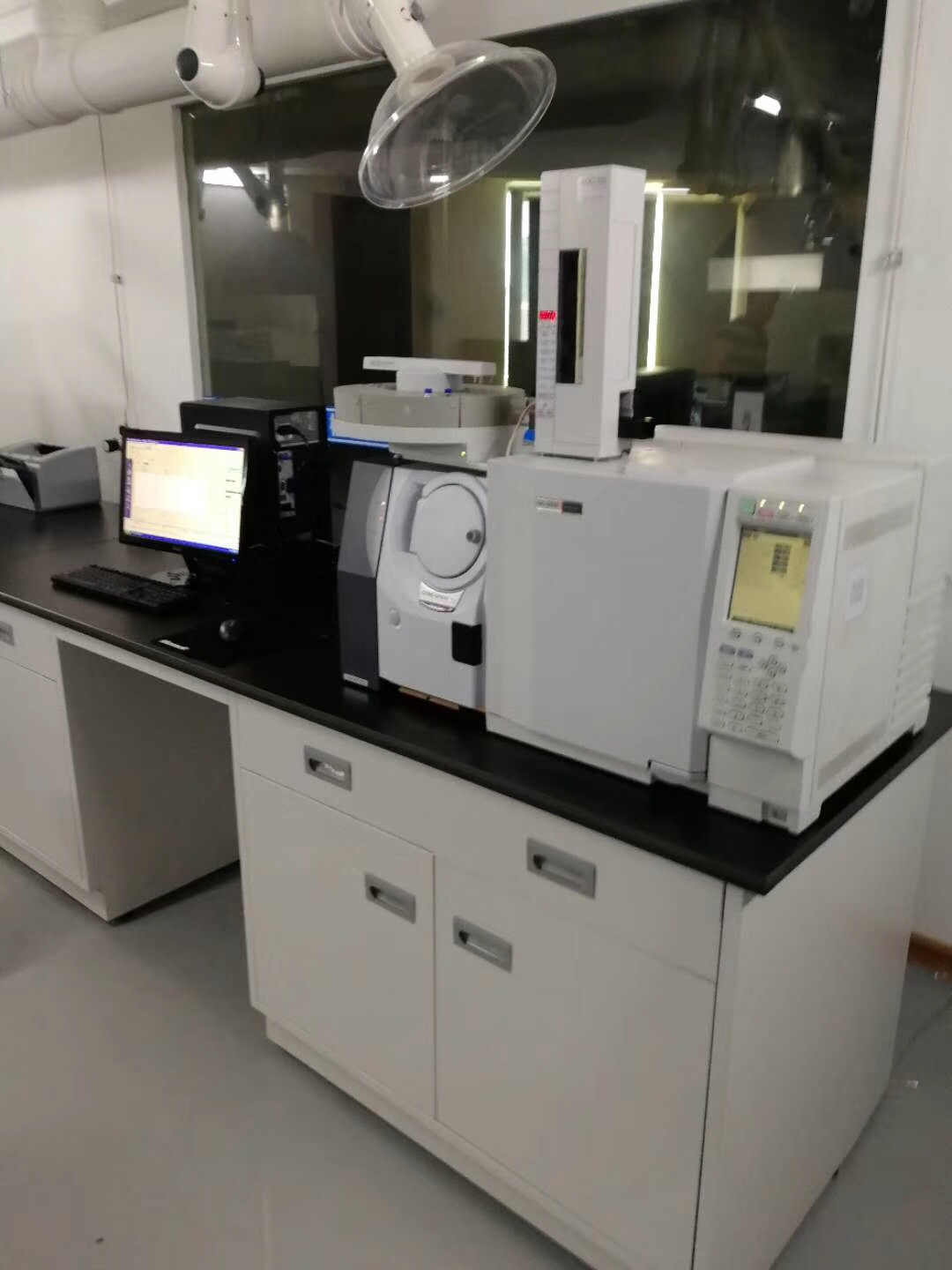 汕頭某大型第三方檢測(cè)機(jī)構(gòu)購(gòu)買我司氣質(zhì)聯(lián)用